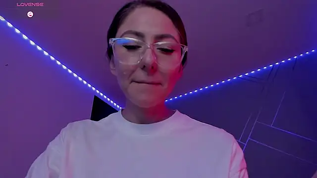 Snapshot of Ich_Bin_Julia chatting on 02-10-25, 02:59 Ich Bin Julia online show from 02-10-25, 02:59