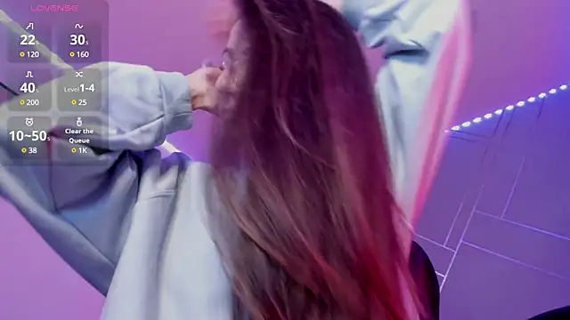 Snapshot of Ich_Bin_Julia chatting on 02-15-25, 03:28 Ich Bin Julia online show from 02-15-25, 03:28