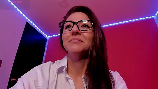 Ich Bin Julia online show from 05-29-26, 09:51