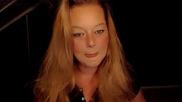 roxanna24 online show from 07-29-26, 07:45