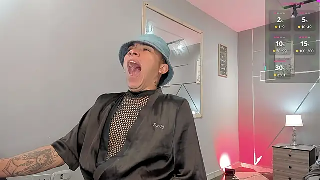 Micaela Rangel online show from 03-04-25, 08:13