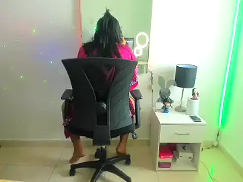 nairobbits online show from 04-21-26, 02:45