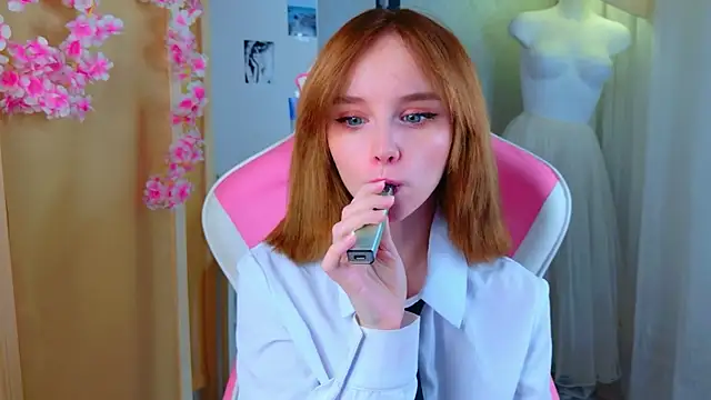 b4by LoL1 online show from 04-23-26, 01:24