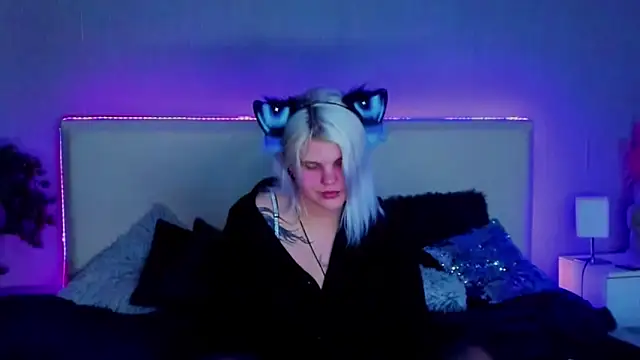 JoannLowe online show from 02-26-25, 11:26