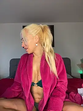 LunaSky Official online show from 11-06-25, 08:04