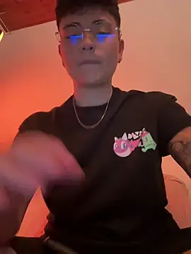 Ashley Chriss online show from 01-12-25, 07:11