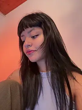 Ashley Chriss online show from 01-19-25, 02:36