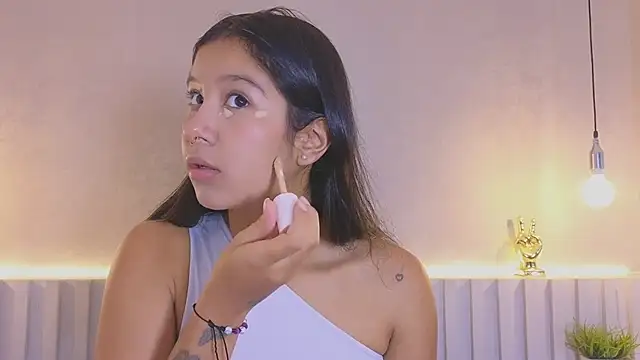 Aida moreno online show from 11-21-25, 11:53