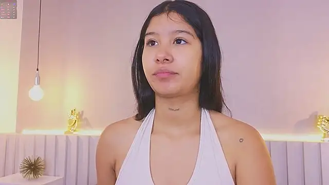 Aida moreno online show from 11-24-25, 12:16