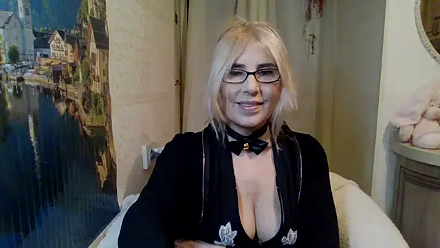Snapshot of sweet_raspberry chatting on 01-13-25, 03:26 sweet raspberry online show from 01-13-25, 03:26