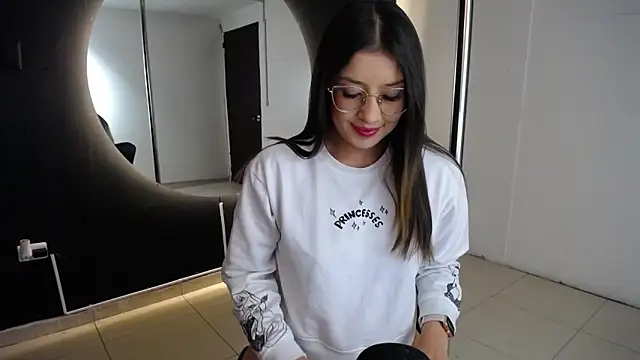 Emma Lombardi online show from 02-09-25, 03:23