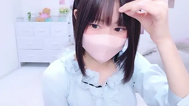 Im Yu-na online show from 10-03-25, 09:12