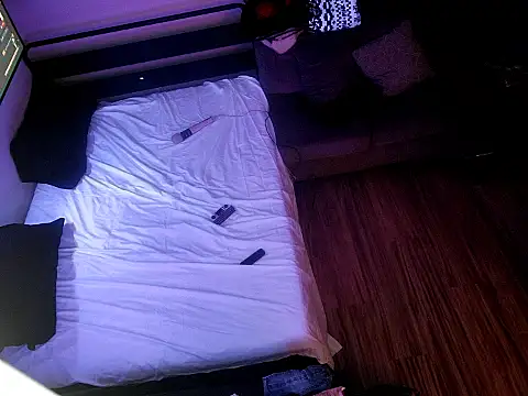 KRYZTALYNXXX online show from 04-24-26, 03:58