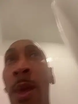 Snapshot of JdLove1 chatting on 12-21-24, 02:26 JdLove1 online show from 12-21-24, 02:26