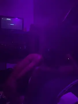 Snapshot of JdLove1 chatting on 12-30-24, 01:03 JdLove1 online show from 12-30-24, 01:03