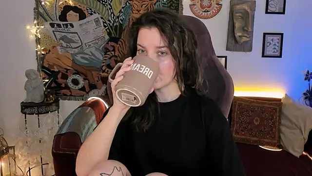 JackieByrd online show from 03-21-25, 01:23