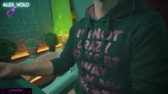 alex-volo online show from 01-18-25, 04:21