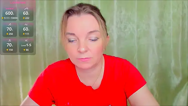 Snapshot of Regina__blue chatting on 02-24-25, 06:26 Regina blue online show from 02-24-25, 06:26