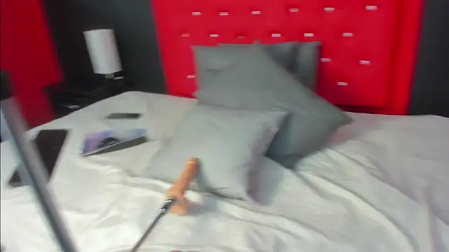 Zoe pss online show from 10-15-25, 07:14