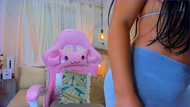 Natasha hartaman online show from 12-04-25, 08:50