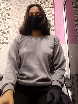 Snapshot of Kashish_18 chatting on 01-17-25, 05:53 Kashish 18 online show from 01-17-25, 05:53