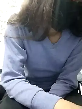 Snapshot of Kashish_18 chatting on 01-18-25, 06:03 Kashish 18 online show from 01-18-25, 06:03