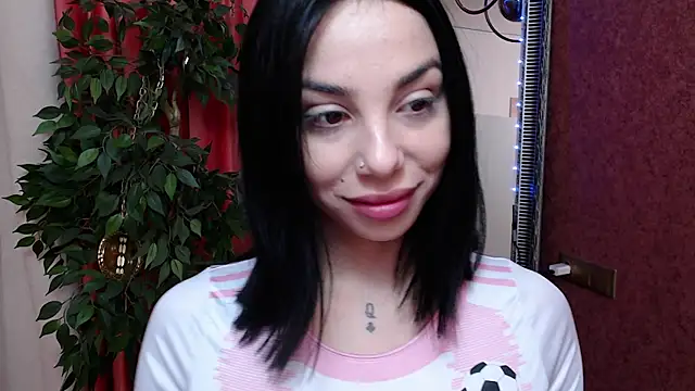 MissJuliax online show from 11-28-25, 06:49