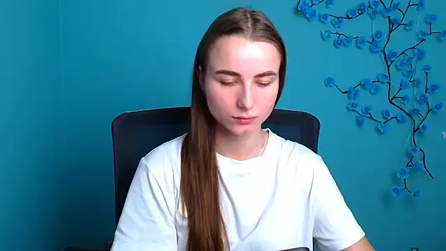 Eva Janee online show from 06-23-26, 05:49