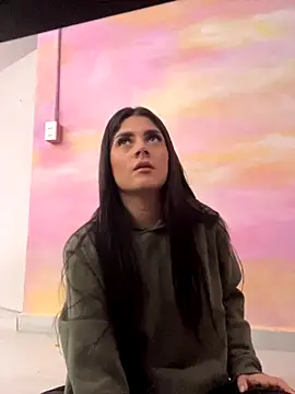 Amy-Saenz online show from 10-27-25, 01:26