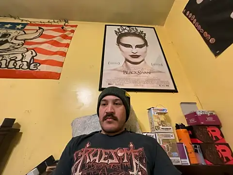 Snapshot of Sleeker99 chatting on 03-06-26, 03:58 Sleeker99 online show from 03-06-26, 03:58