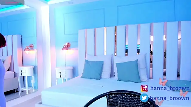 hannaa brown online show from 12-17-24, 05:04