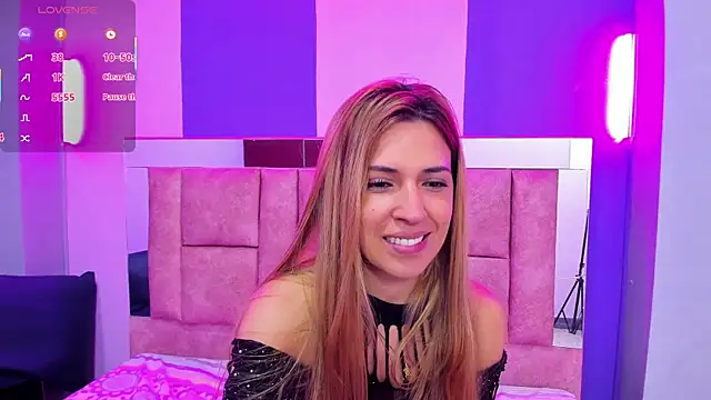 Snapshot of EvaaLovia1 chatting on 01-21-25, 05:09 EvaaLovia1 online show from 01-21-25, 05:09