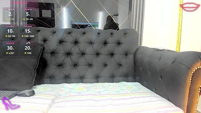 Snapshot of EvaaLovia1 chatting on 09-18-25, 01:35 EvaaLovia1 online show from 09-18-25, 01:35