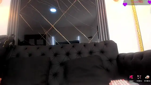 Snapshot of EvaaLovia1 chatting on 09-23-25, 01:47 EvaaLovia1 online show from 09-23-25, 01:47