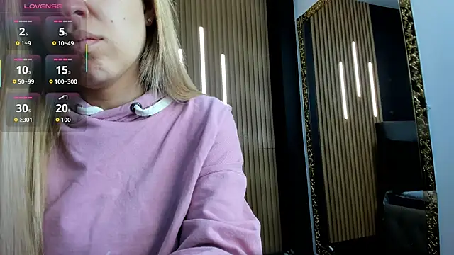 EvaaLovia1 online show from 04-16-26, 01:23