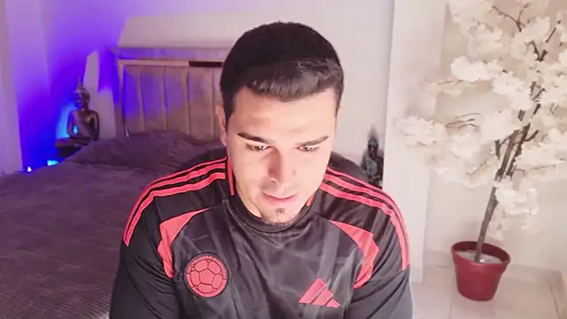 Axel Big cock online show from 06-27-26, 07:08
