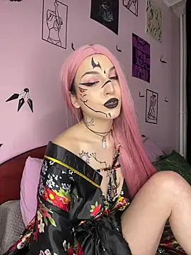 Snapshot of MoonAgnes chatting on 01-04-25, 11:59 MoonAgnes online show from 01-04-25, 11:59