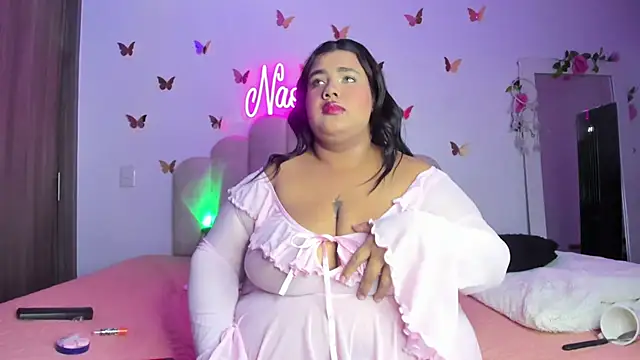Snapshot of NaomiAsha chatting on 09-23-25, 11:41 NaomiAsha online show from 09-23-25, 11:41