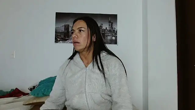 chicafitcaliente online show from 10-23-25, 02:11