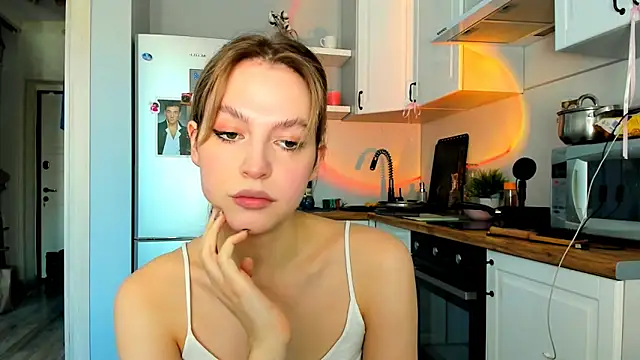 Niky  Jess online show from 02-19-25, 10:45