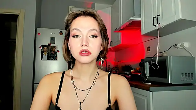 Niky  Jess online show from 03-11-25, 08:41