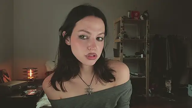 Snapshot of Niky__Jess chatting on 06-17-26, 10:17 Niky Jess online show from 06-17-26, 10:17