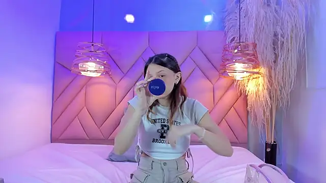 AngelaaCute  online show from 03-21-25, 12:06