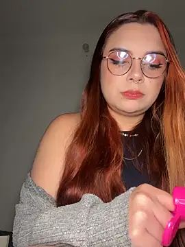 NatyOlson online show from 11-05-25, 04:23