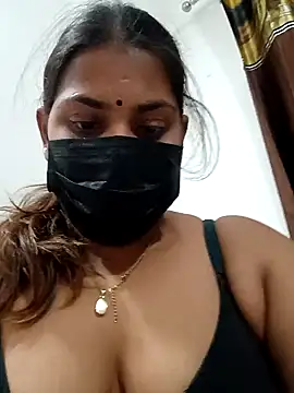 Hotmilfxox online show from 12-20-24, 04:04