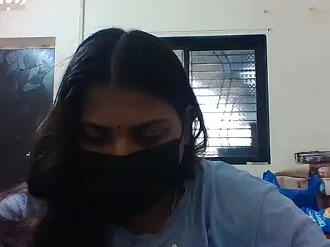Hotmilfxox online show from 05-21-26, 07:26