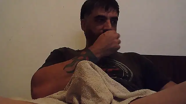 Snapshot of ozzypsico13 chatting on 10-03-25, 02:30 ozzypsico13 online show from 10-03-25, 02:30