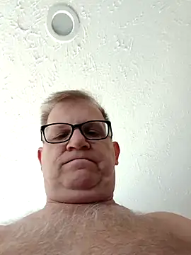 Snapshot of J83560Jason chatting on 07-08-26, 05:50 J83560Jason online show from 07-08-26, 05:50