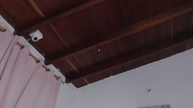 Amara Red online show from 12-22-25, 11:18