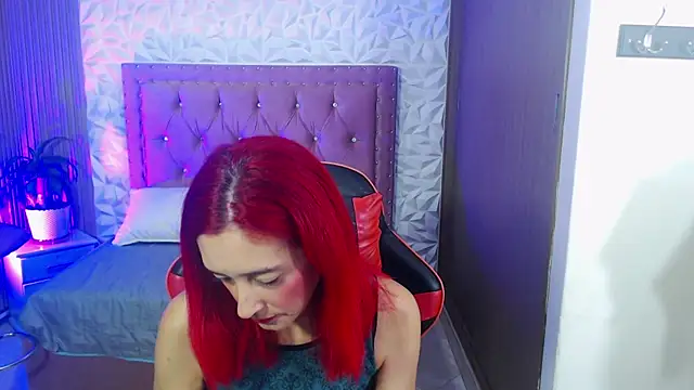 Snapshot of Ruby_Your_Milf chatting on 04-30-26, 07:20 Ruby Your Milf online show from 04-30-26, 07:20